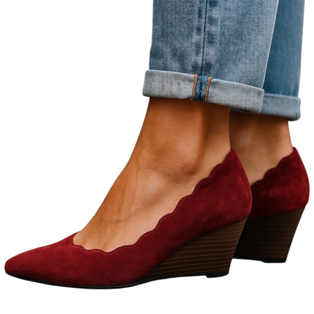 Susina Women's Red Suede Scalloped Edges Wedge Heel Pumps Size 10M